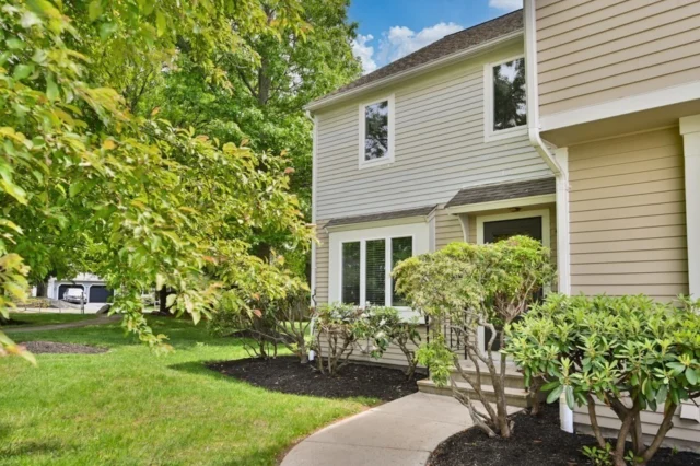 1601 Lewis O Gray Dr # 1601, Saugus MA 01906 - Preview 2