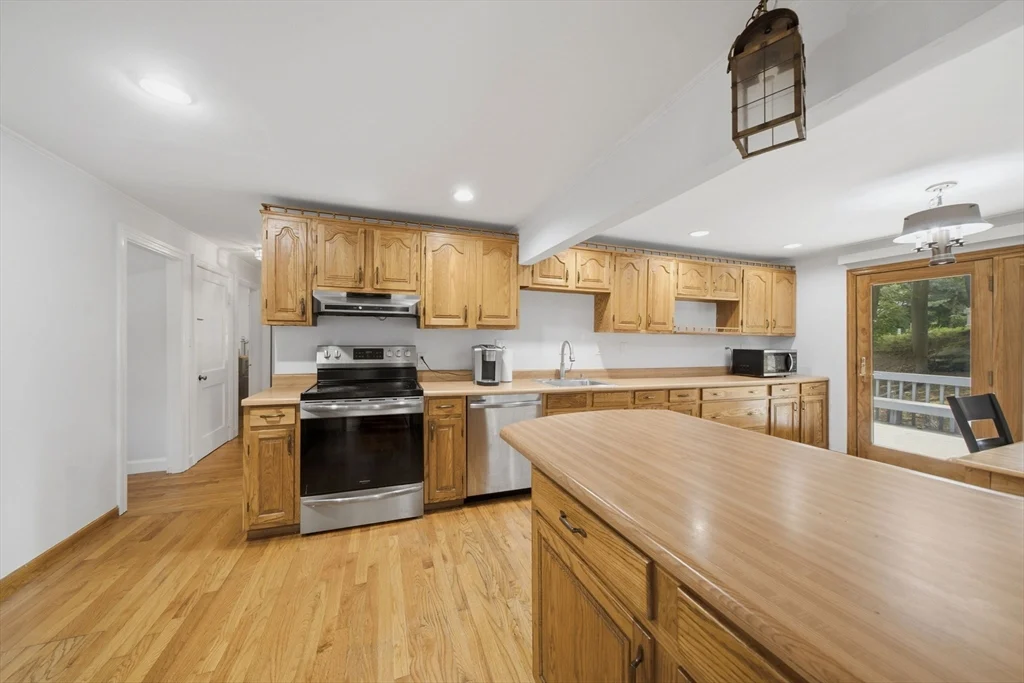 165-R Green Street, Stoneham MA 02180 - Photo 7