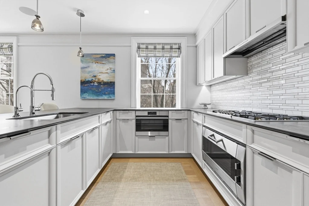 25 Beacon Street # 4, Boston MA 02108 - Photo 14