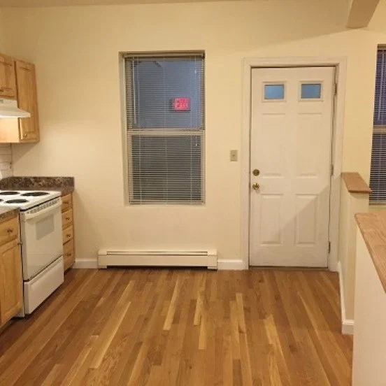 122 Berkshire Street, Cambridge MA 02141 - Photo 4