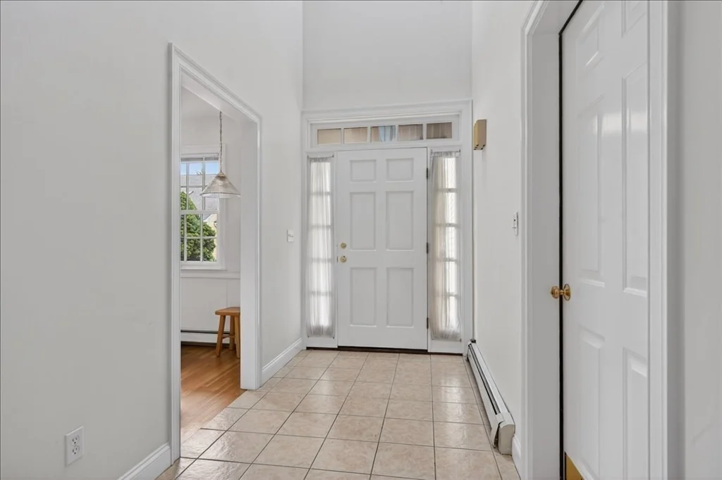14 Whiting Lane # 14, Hingham MA 02043 - Photo 9
