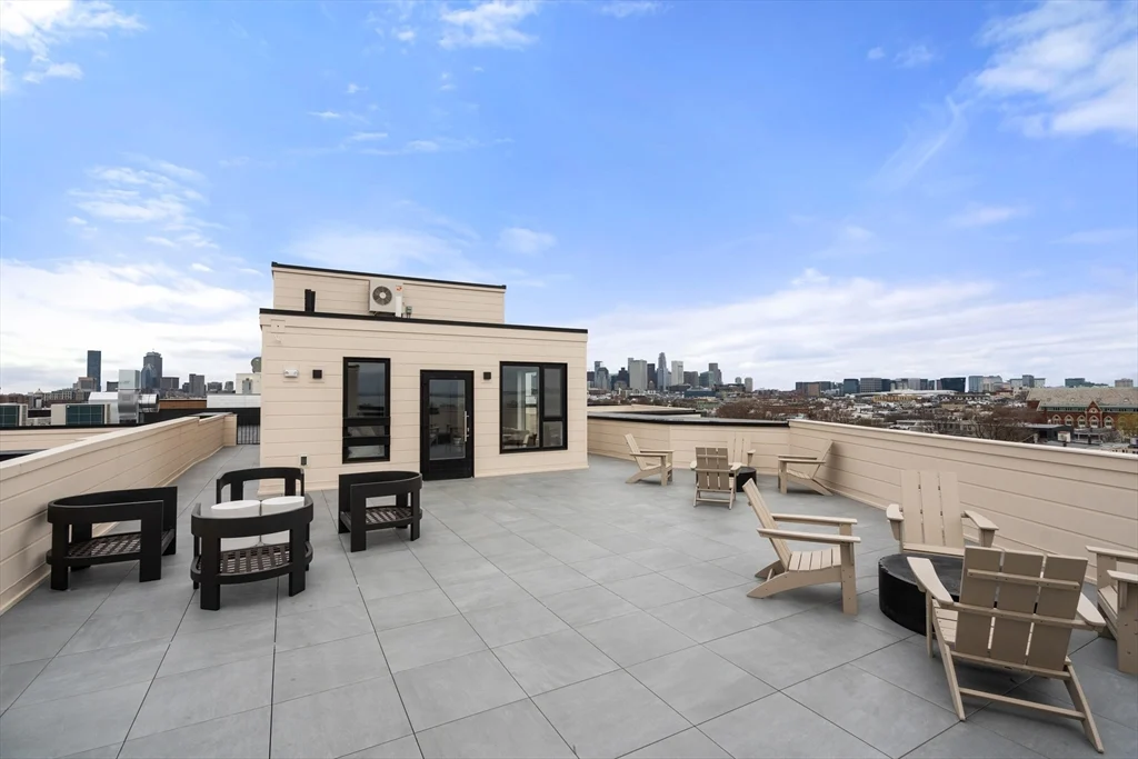 267 Old Colony # 510, Boston MA 02127 - Photo 23