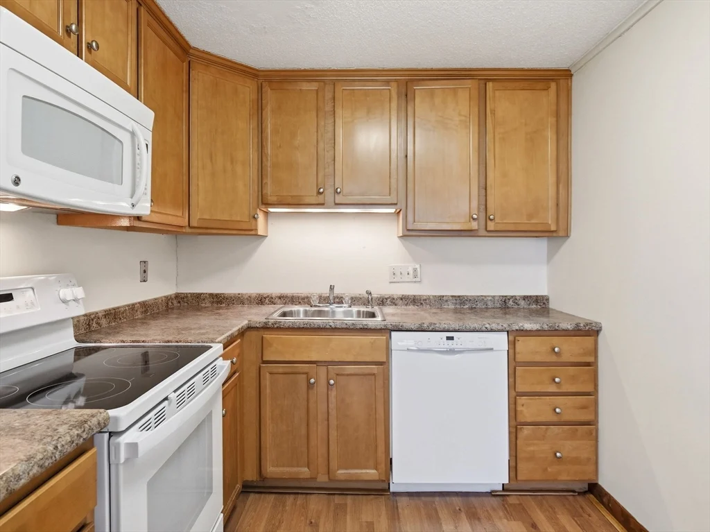 12 Candlewood Ln # 1, Dennis MA 02639 - Photo 13