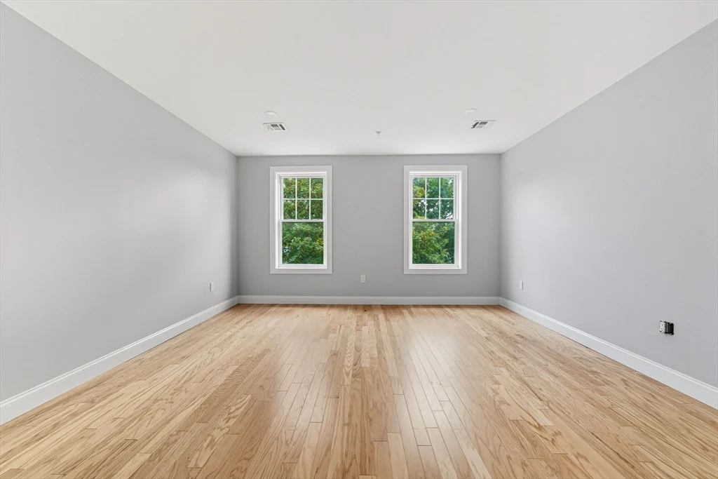 585 Washington St, Quincy MA 02169 - Photo 7