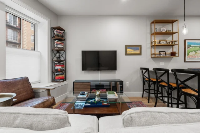471 Hanover St # 2, Boston MA 02113 - Preview 2