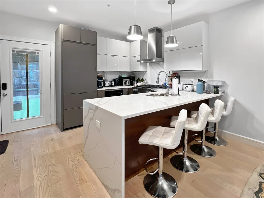 54-58 Robey St # 56, Boston MA 02119 - Photo 6