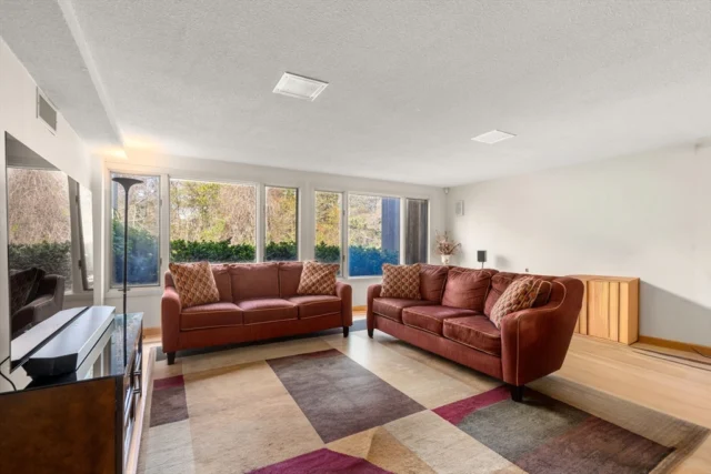 16 Wadsworth Ln, Dartmouth MA 02748 - Preview 18