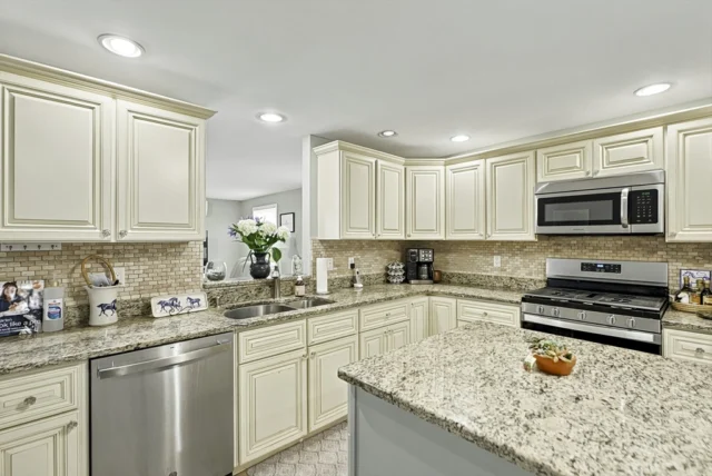 58 Wedgewood Dr, Holliston MA 01746 - Preview 25