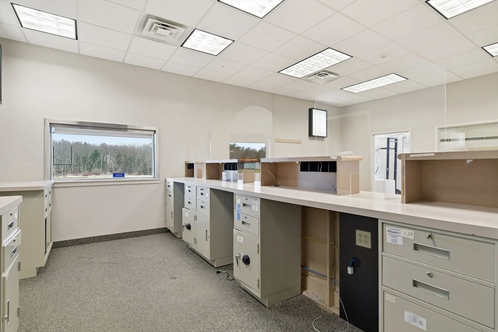 422 Main Street, Easthampton MA 01027 - Photo 19