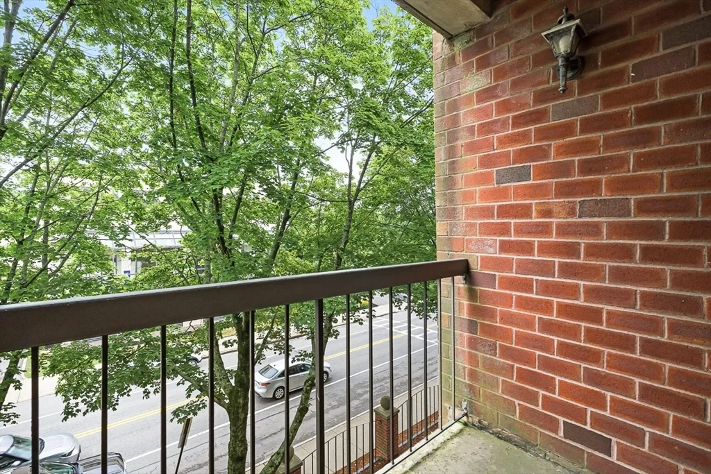666 Main Street # 315, Winchester MA 01890 - Photo 29